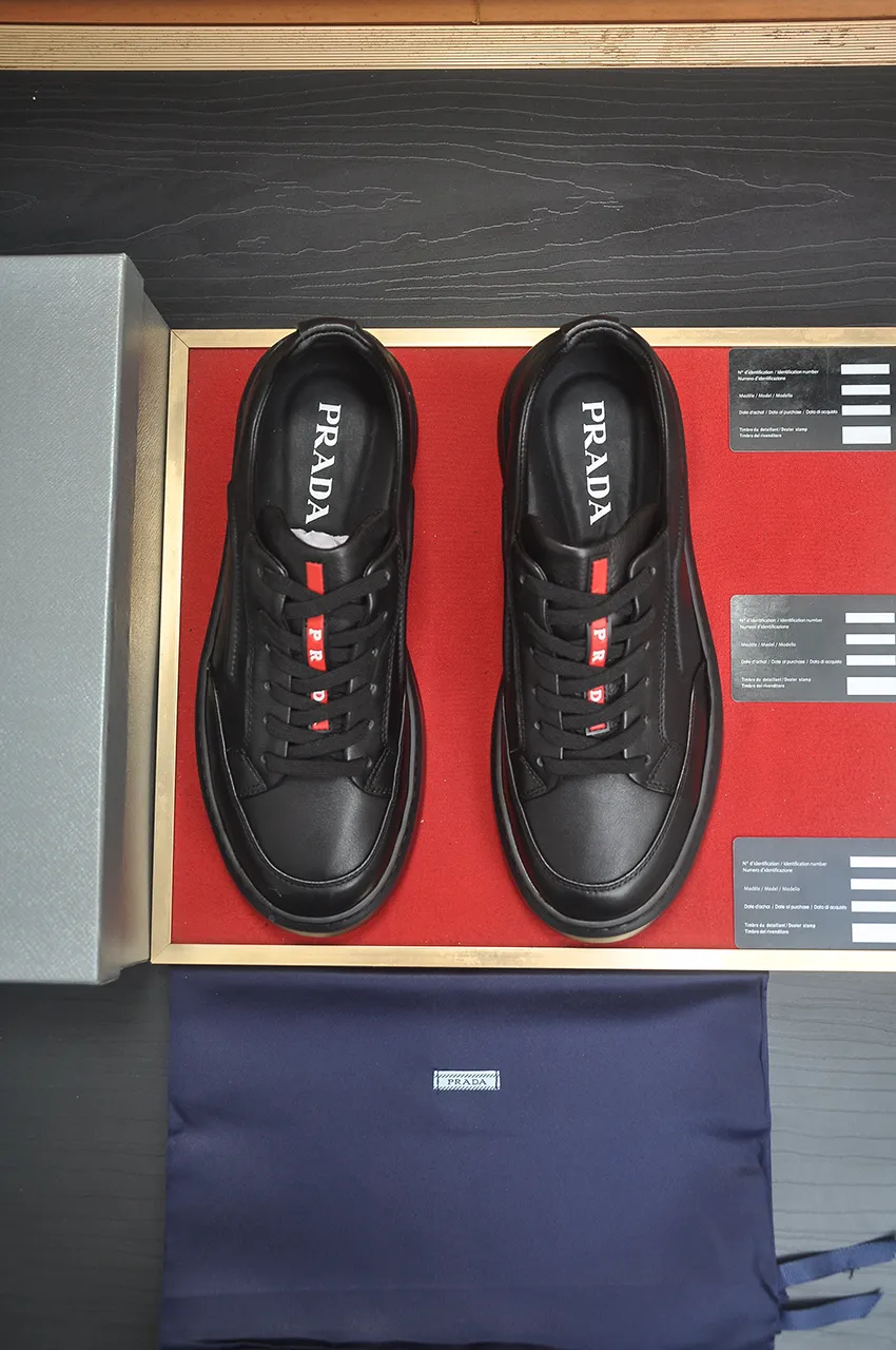 Men's shoes 💰520💶[PRADA] Top original, new season, high quality original goods, top high mercerized cowhide combined with original breathable fabric + imported glue, imported stretch fabric inside with original cowhide feet, original thick outsole! Quality guaranteed! Code 38-45 (45 customized)